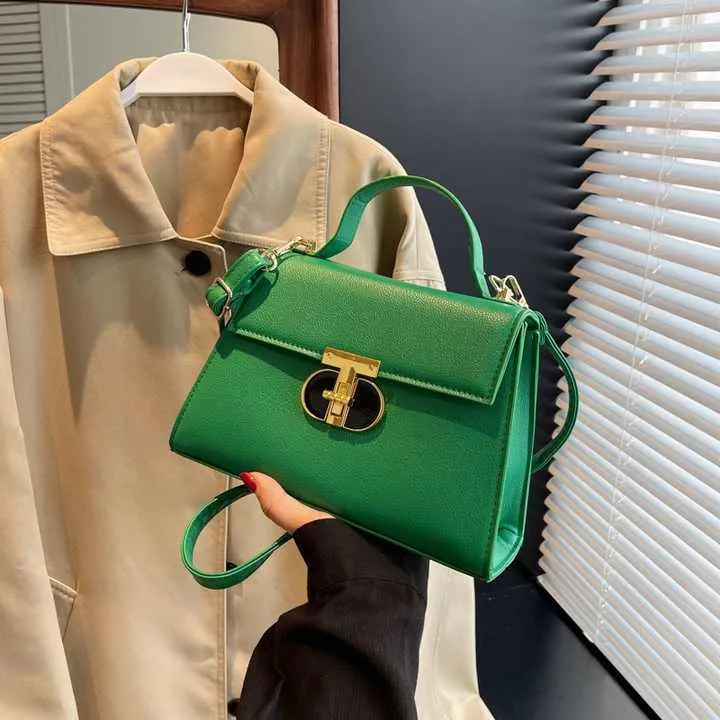 حقائب كتف فاخرة للسيدات -  Luxury Ladies Shoulder Bags