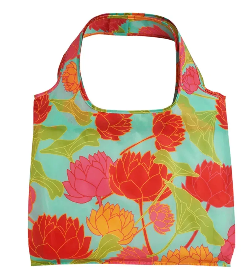 PACKABLE BEACH TOTES AND DRAWSTRING BACKPACK